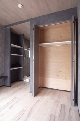 【収納】 | コーポグリーン | クロークスペースもしっかり確保。