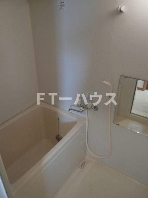 メゾンドベルⅡの浴室