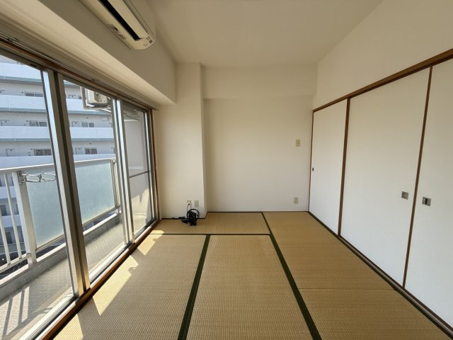 ファーストイン英賀保駅前の子供部屋