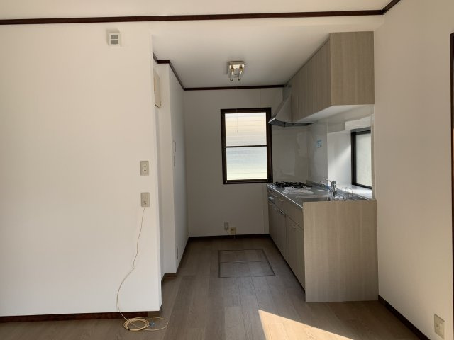 米子市安倍中古戸建のキッチン