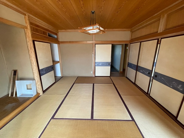 藤岡市藤岡　中古1600の和室