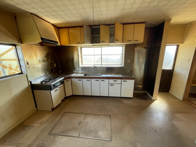 藤岡市藤岡　中古1600のキッチン