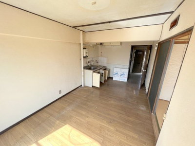 【居間・リビング】 | 西浦ビューハイツ