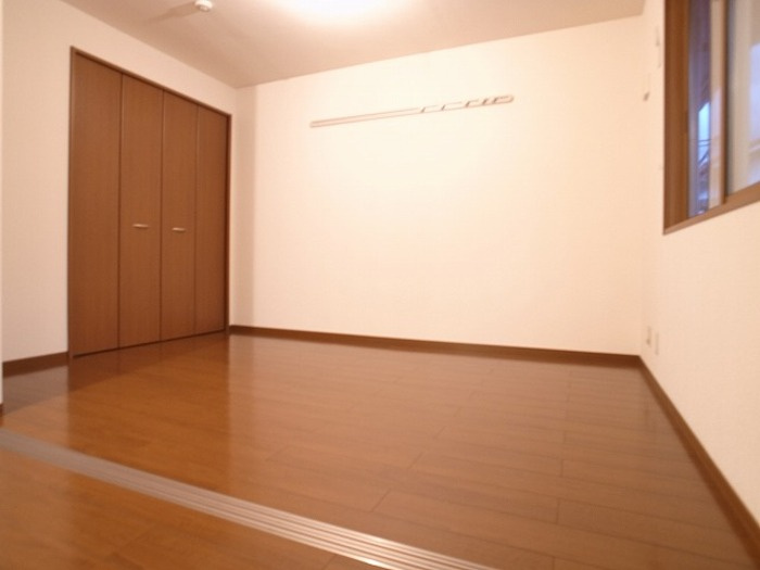 プチグリーンの寝室|同物件別部屋イメージ写真