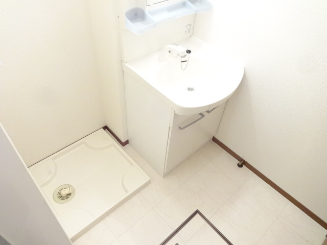 プチグリーンの洗面所|同物件別部屋イメージ写真