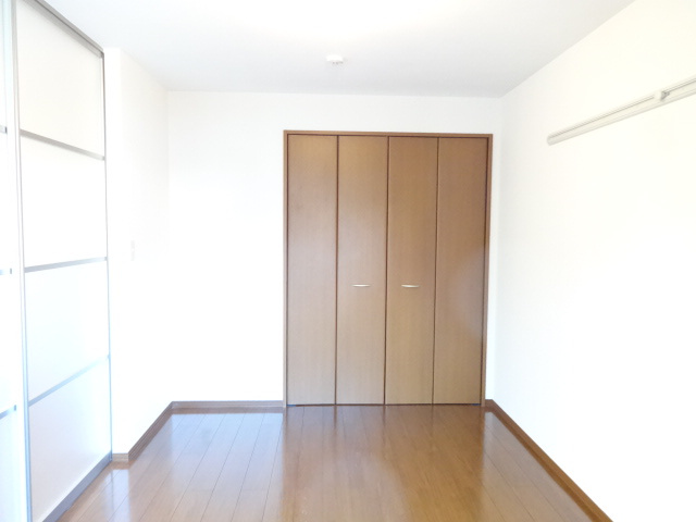プチグリーンの洋室|同物件別部屋イメージ写真