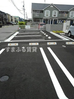 【駐車場】