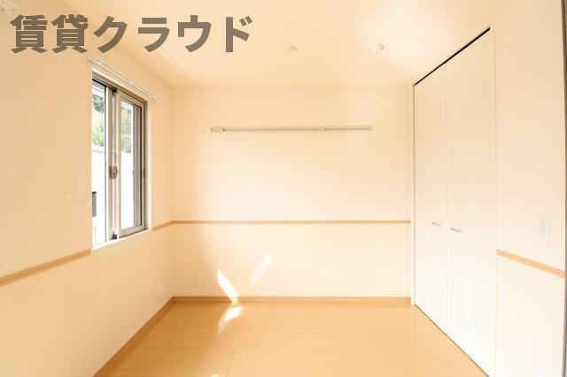 メゾン プレールの洋室|ゆったりとした居間です