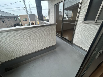 【バルコニー】 | 川内町大松戸建て | 広々としたバルコニーです