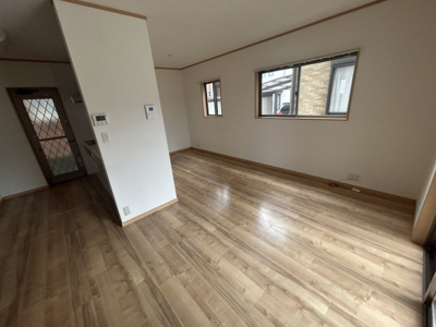 【居間・リビング】 | 川内町大松戸建て | ゆったりとした居間です