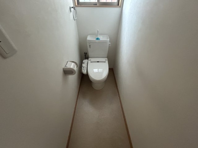 【トイレ】 | 川内町大松戸建て | 毎日通るエントランスはこのようになっています