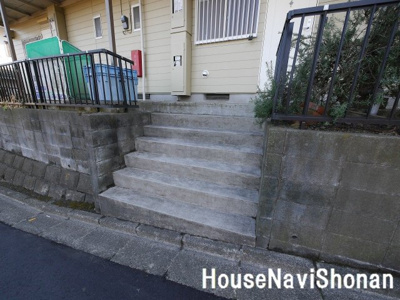 【エントランス】 | 落合ハイツ