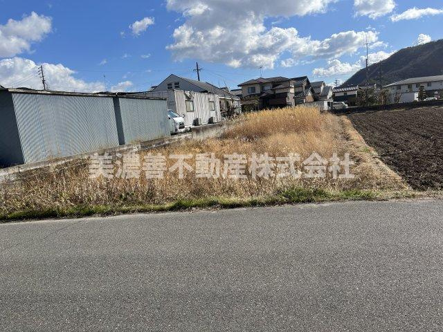 ６２７４０　岐阜市芥見嵯峨１丁目土地の前面道路含む現地写真