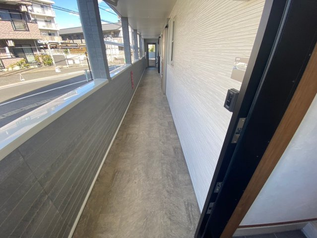 Queue de chien 2erのバルコニー