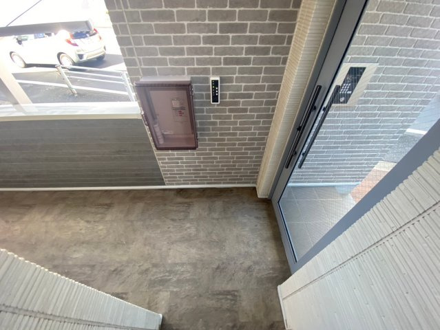 Queue de chien 2erのエントランス