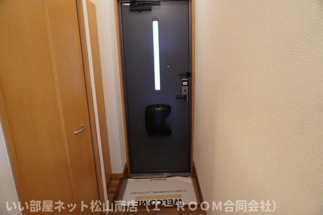 【玄関】 | リヴェール　たかおか