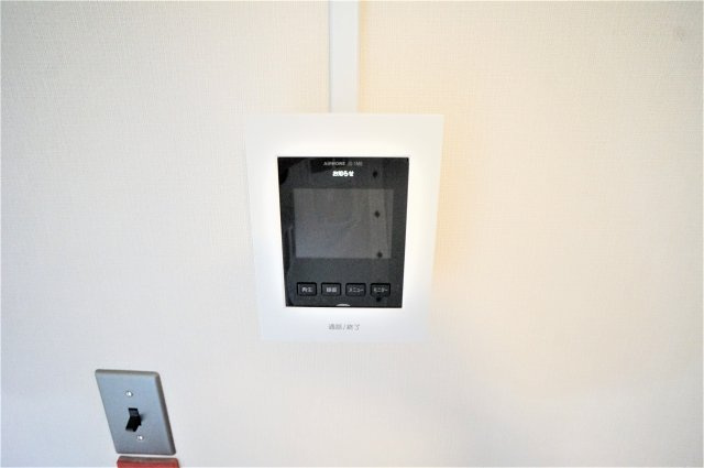 ヒカリマンションのセキュリティ|急な来客でもＴＶモニターホンで安心ですね