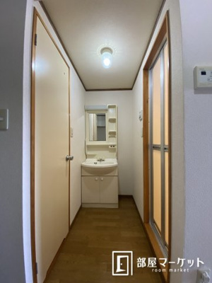 【洗面所】 | ベルビレッジ | 同型タイプ