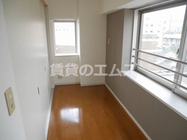 【洋室】 | ルッシェ竹下駅前