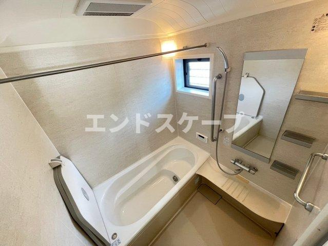 トレスコートの浴室|高崎、前橋、伊勢崎エリアのお部屋探しはエンドスケープまで！お客様の理想お聞かせ下さい♪