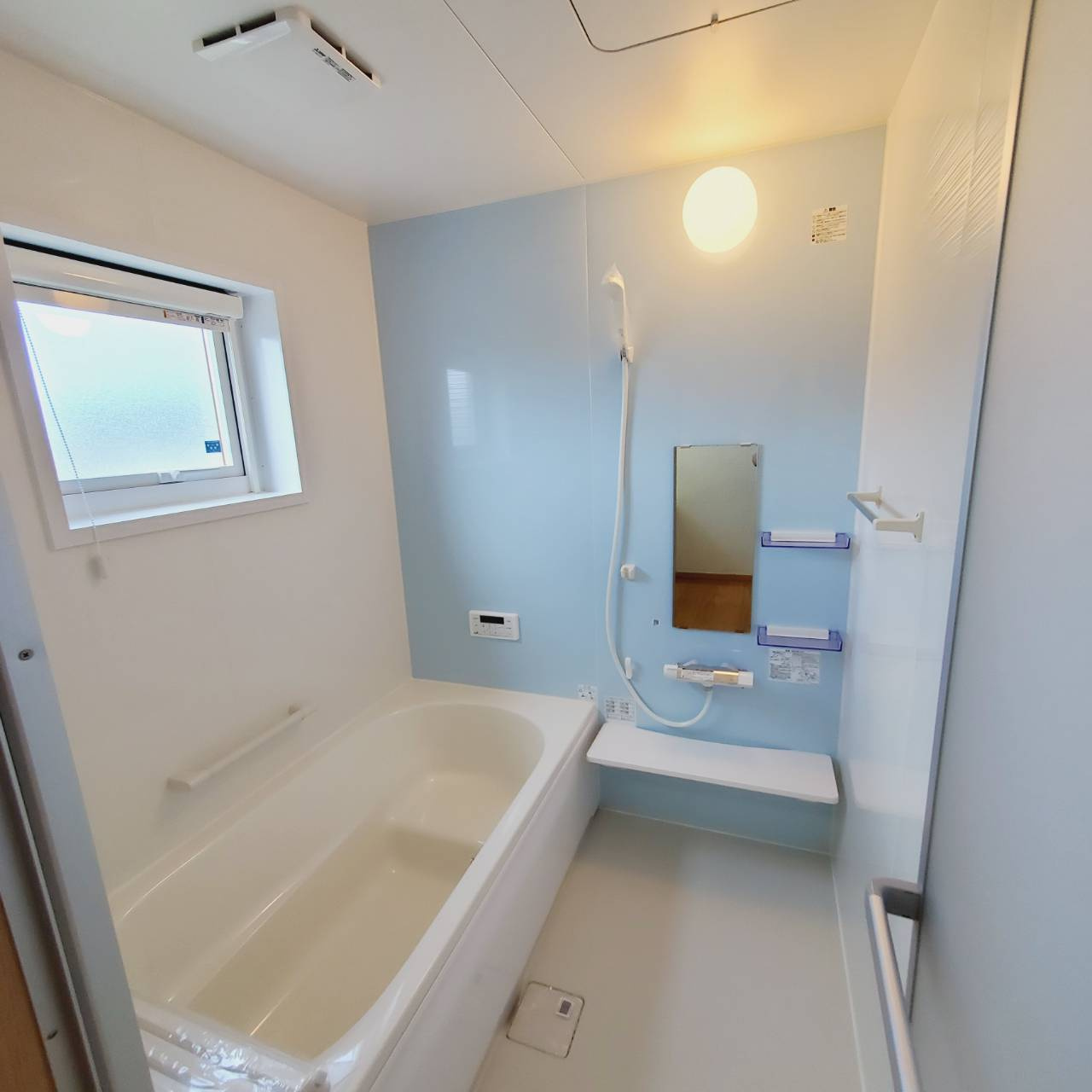 八戸市石堂３丁目の浴室