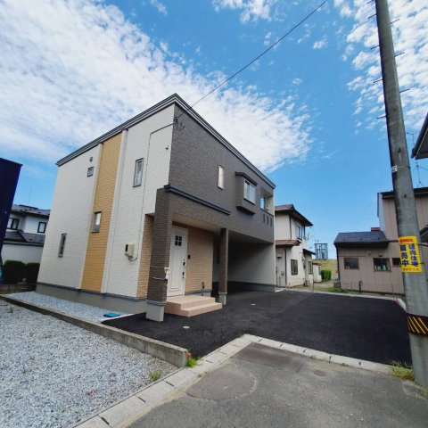 八戸市石堂３丁目の外観