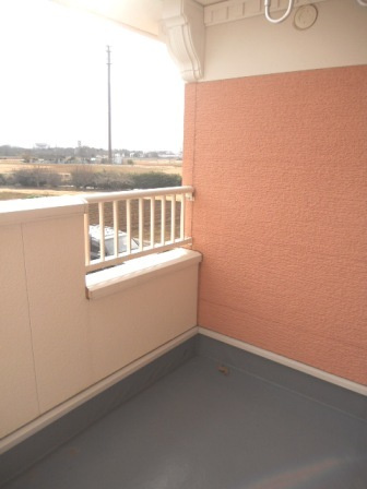 ファミーユⅡのバルコニー|バルコニー