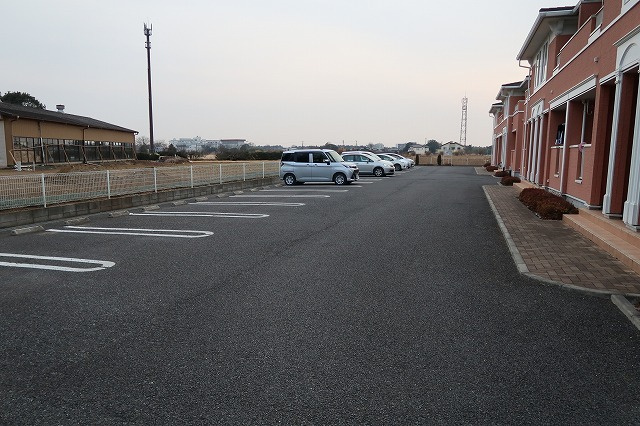 ファミーユⅡの駐車場|駐車場