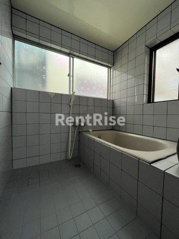 愛西市戸建ての独立洗面台