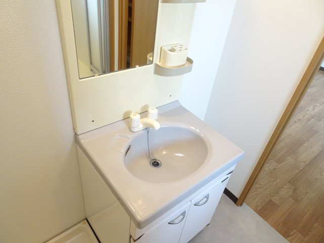 サンリバーの独立洗面台