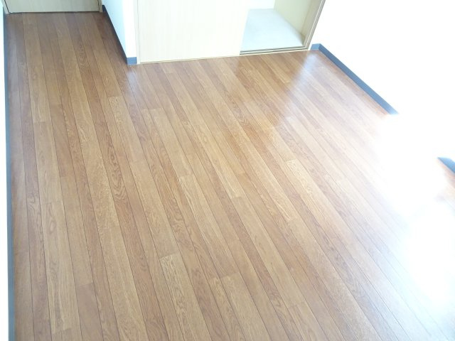 サンリバーの洋室