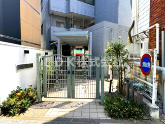 【エントランス】