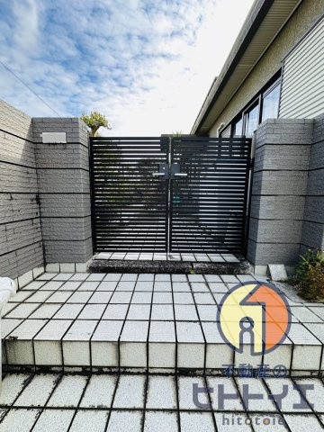 瀬高町長田戸建のエントランス