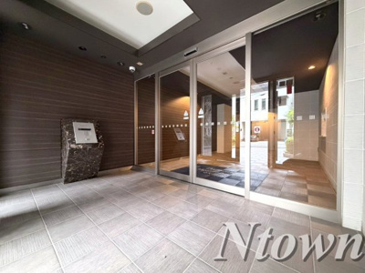 【エントランス】 | プレサンス東別院駅前 | 落ち着いたエントランスです
