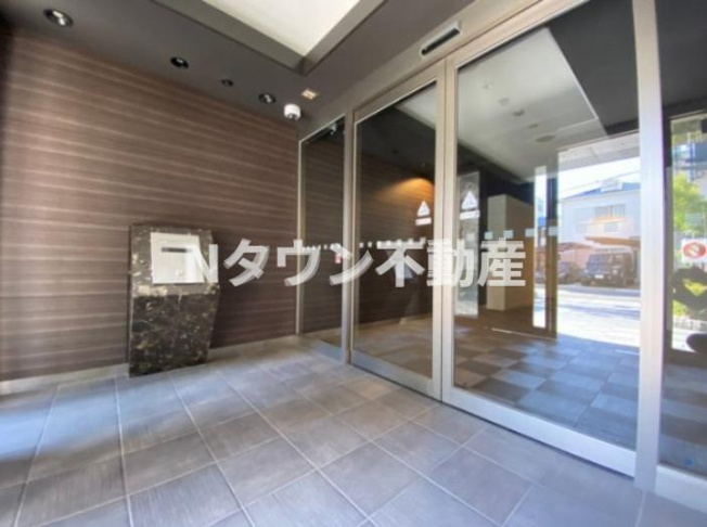 【エントランス】 | プレサンス東別院駅前 | 落ち着いたエントランスです