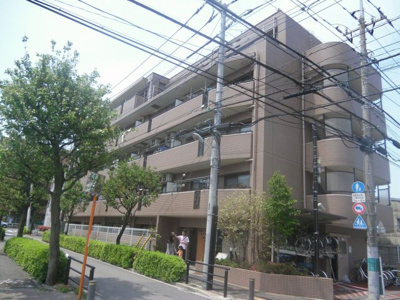 【外観】 | マイキャッスル府中緑町 | オートロックやモニター付インターホンで安心です。ウォークインクローゼットもあり、収納たっぷりです。