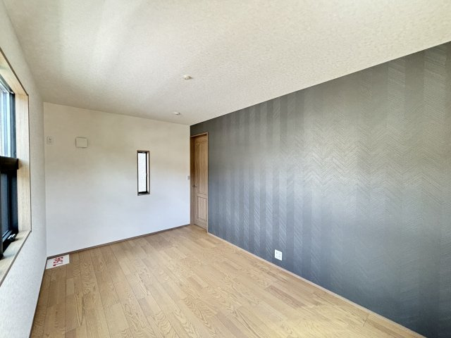 広島市安佐南区高取北１丁目の中古一戸建の洋室