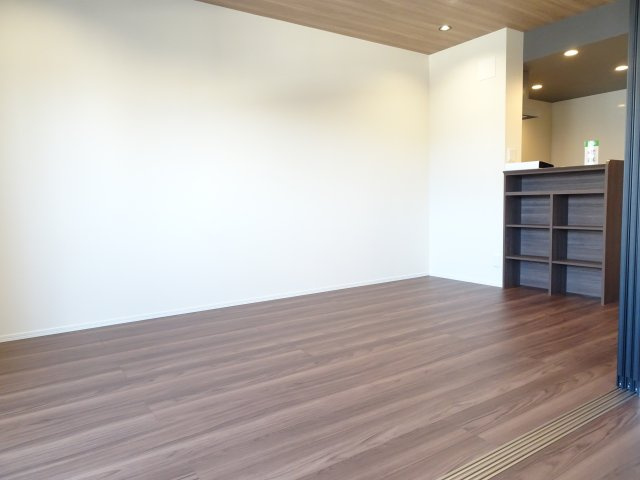 D-room南高橋町WESTの居間・リビング