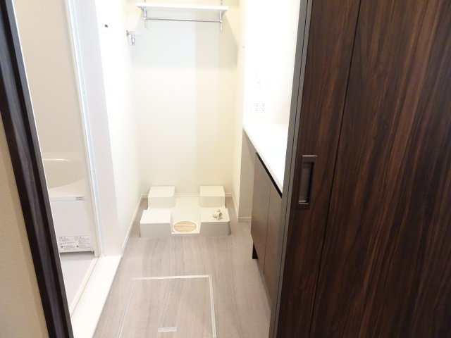 D-room南高橋町WESTの洗面所