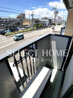 【バルコニー】 | シェリール羽根 | 落ち着いた時間を過ごせるバルコニーです