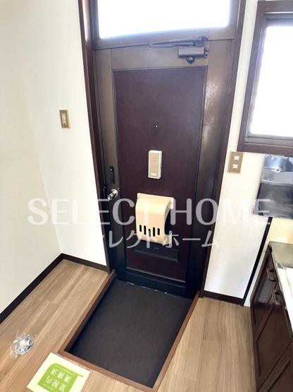 【玄関】 | シェリール羽根 | 毎日通る玄関はこちらです