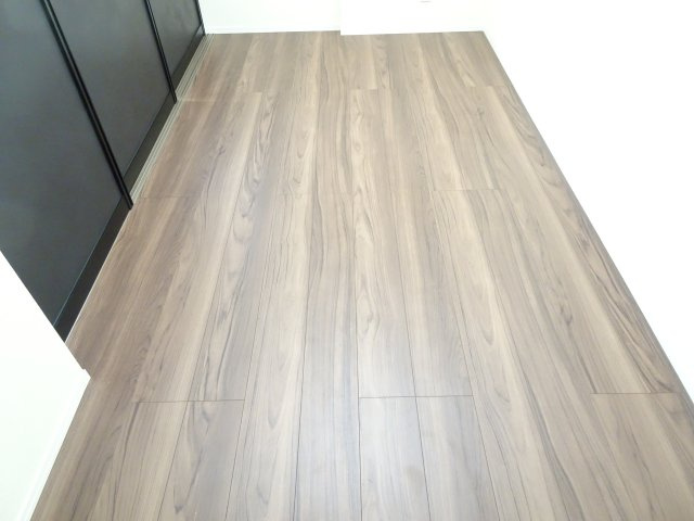 D-room南高橋町WESTの洋室