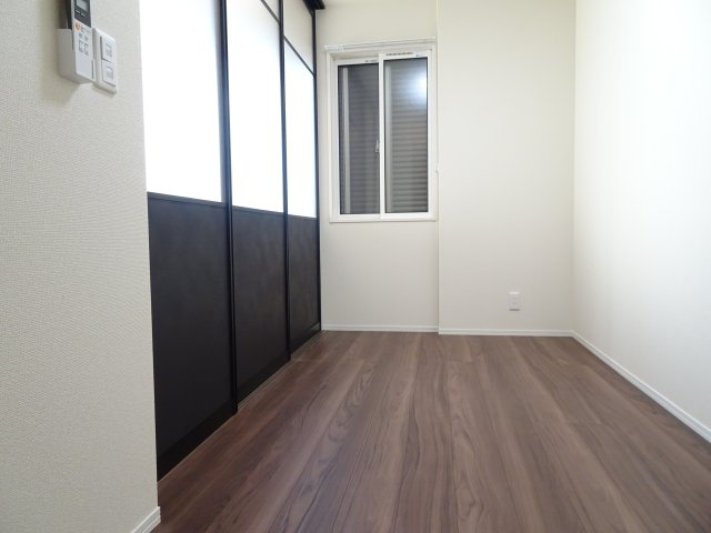 D-room南高橋町WESTの洋室