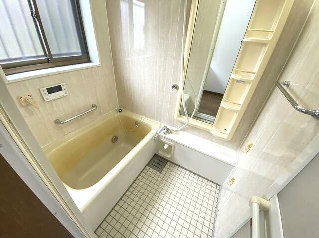 茂原市清水　中古戸建の浴室|内装リフォーム済み令和6年2月 平成7年9月築 ２LDK リビング約13.5帖 カーポート1台
