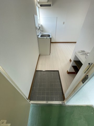 コーポドリームの玄関