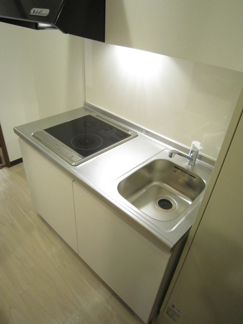 Casa.Dolceのキッチン|2口IHコンロ付きシステムキッチン