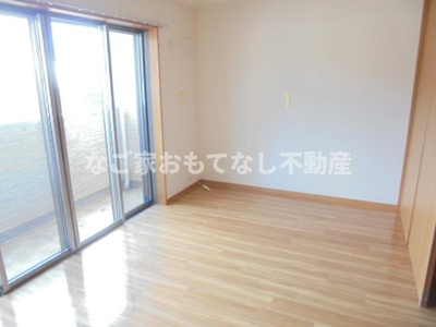 【内装】 | プリフォンド