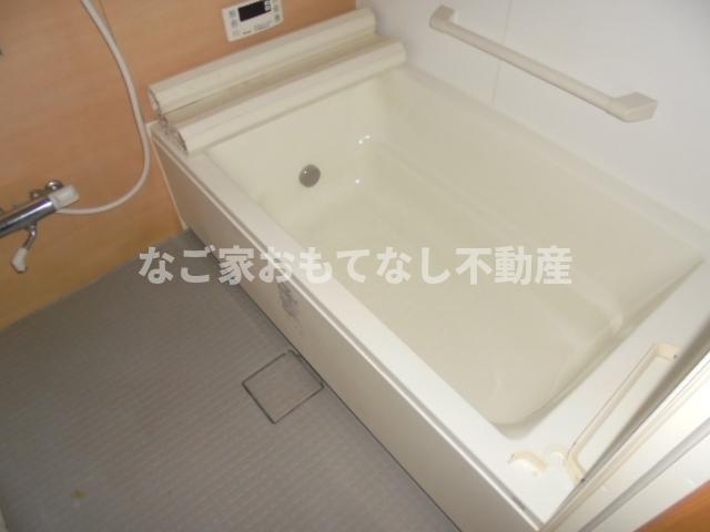 【浴室】 | プリフォンド