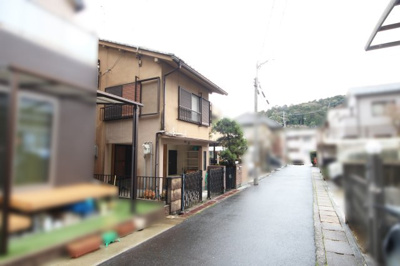【前面道路含む現地写真】 | 大津市小関町　中古戸建