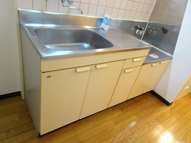 プチシャトー楽田のキッチン